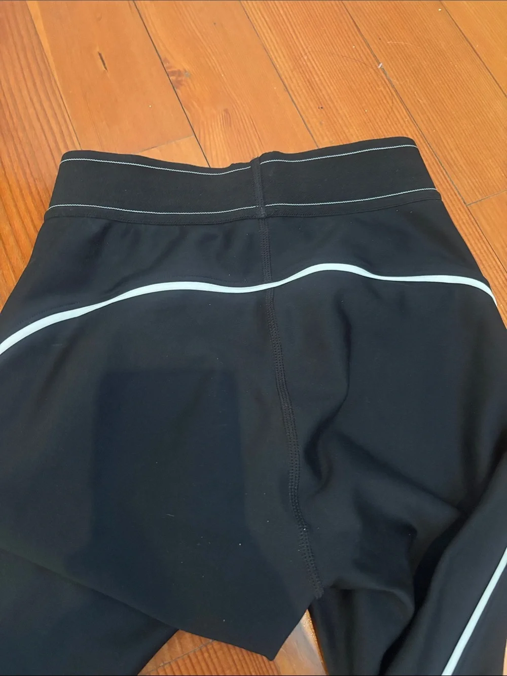 Alo Yoga Airlift High-Waist Suit Up Legging XXS like new
